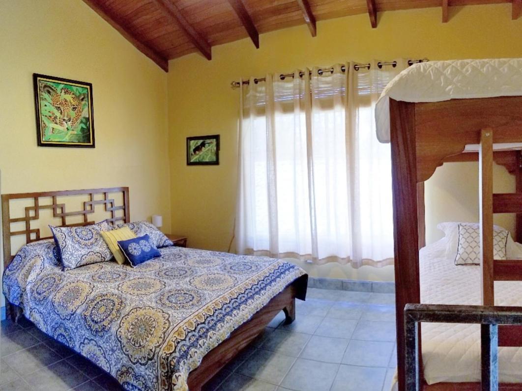 Mango Tree Villas Coronado Exteriör bild